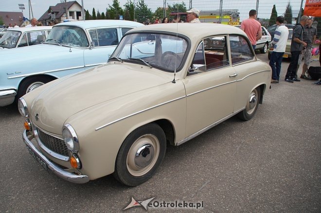 VI rzekuńskie spotkanie fanów starej motoryzacji [ZDJĘCIA] - zdjęcie #6 - eOstroleka.pl