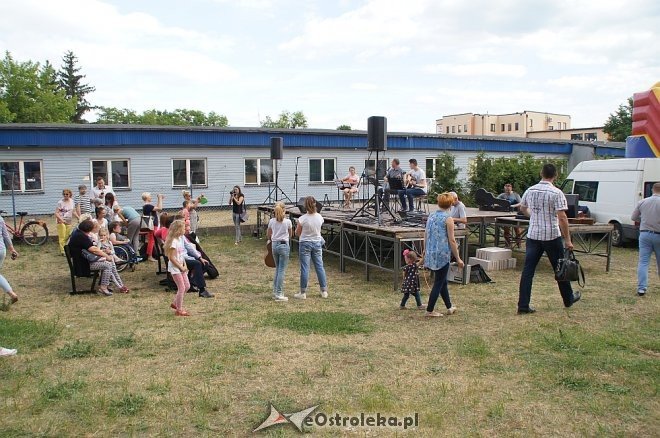 Festyn rodzinny na osiedlu Łęczysk [ZDJĘCIA] - zdjęcie #40 - eOstroleka.pl