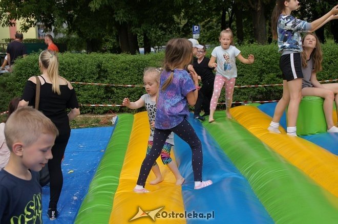 Festyn rodzinny na osiedlu Łęczysk [ZDJĘCIA] - zdjęcie #4 - eOstroleka.pl