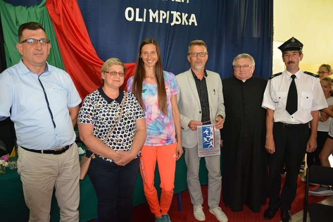 Brązowa medalistka Igrzysk Olimpijskich z Rio z wizytą w Kuninie [ZDJĘCIA] - zdjęcie #13 - eOstroleka.pl