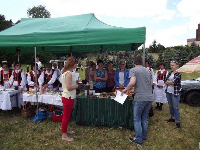 Festyn rodzinny w Kadzidle [ZDJĘCIA] - zdjęcie #5 - eOstroleka.pl