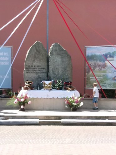 Procesja Bożego Ciała w sanktuarium pw. św. Antoniego Padewskiego w Ostrołęce [15.06.2017] - zdjęcie #2 - eOstroleka.pl