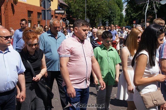 Procesja Bożego Ciała w sanktuarium pw. św. Antoniego Padewskiego w Ostrołęce [15.06.2017] - zdjęcie #200 - eOstroleka.pl