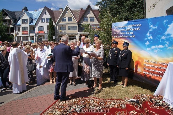 Procesja Bożego Ciała w sanktuarium pw. św. Antoniego Padewskiego w Ostrołęce [15.06.2017] - zdjęcie #187 - eOstroleka.pl