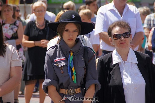 Procesja Bożego Ciała w sanktuarium pw. św. Antoniego Padewskiego w Ostrołęce [15.06.2017] - zdjęcie #136 - eOstroleka.pl