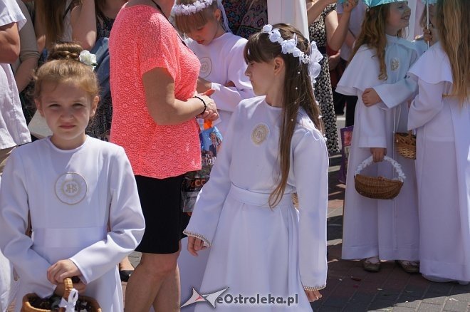 Procesja Bożego Ciała w sanktuarium pw. św. Antoniego Padewskiego w Ostrołęce [15.06.2017] - zdjęcie #117 - eOstroleka.pl