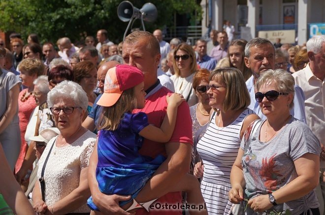 Procesja Bożego Ciała w sanktuarium pw. św. Antoniego Padewskiego w Ostrołęce [15.06.2017] - zdjęcie #76 - eOstroleka.pl