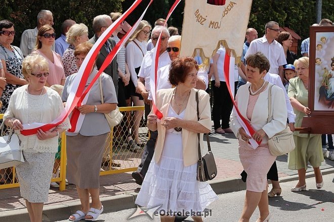 Boże Ciało 2017 w parafii pw. NMP Królowej Rodzin [15.06.2017] - zdjęcie #19 - eOstroleka.pl