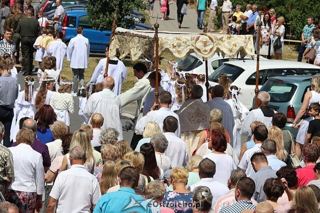 Boże Ciało 2017 w parafii pw. św. Franciszka [15.06.2017] - zdjęcie #34 - eOstroleka.pl