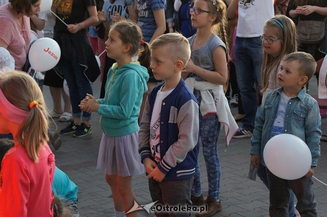 Koncert uwielbienia „Zjednoczeni dla Miłości” po raz trzeci w Ostrołęce [WIDEO, ZDJĘCIA] - zdjęcie #10 - eOstroleka.pl