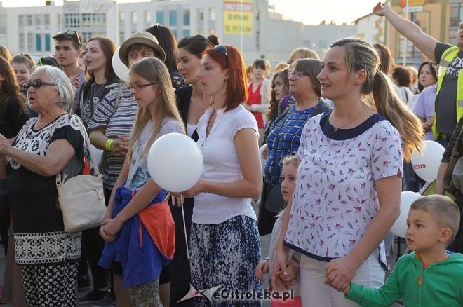 Koncert uwielbienia „Zjednoczeni dla Miłości” po raz trzeci w Ostrołęce [WIDEO, ZDJĘCIA] - zdjęcie #23 - eOstroleka.pl