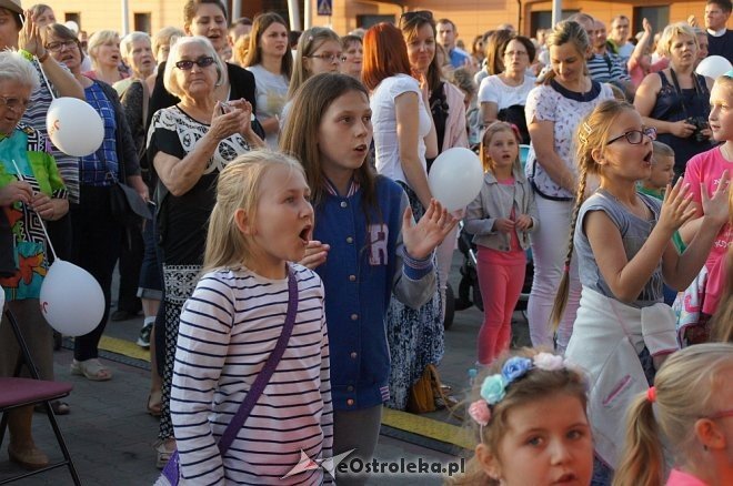 Koncert uwielbienia „Zjednoczeni dla Miłości” po raz trzeci w Ostrołęce [WIDEO, ZDJĘCIA] - zdjęcie #44 - eOstroleka.pl