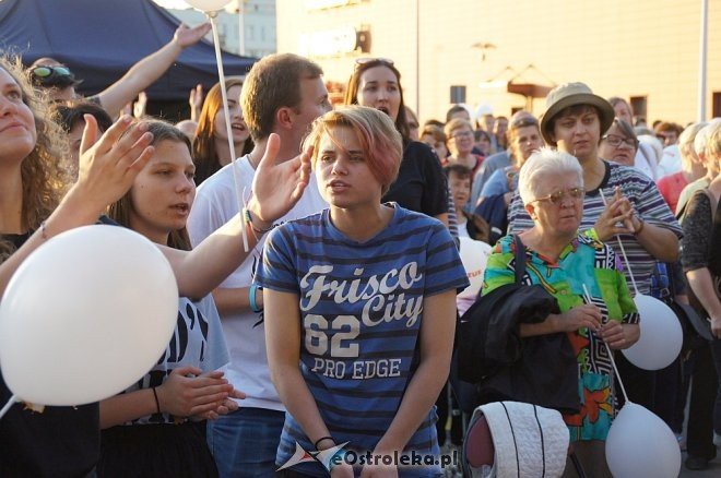 Koncert uwielbienia „Zjednoczeni dla Miłości” po raz trzeci w Ostrołęce [WIDEO, ZDJĘCIA] - zdjęcie #50 - eOstroleka.pl