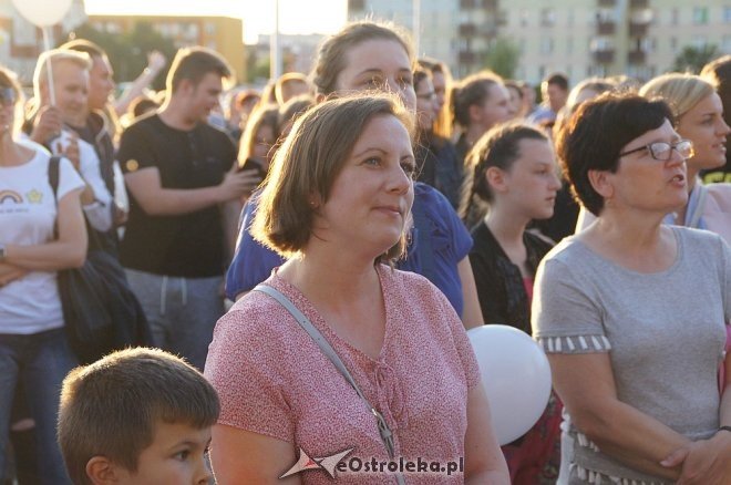 Koncert uwielbienia „Zjednoczeni dla Miłości” po raz trzeci w Ostrołęce [WIDEO, ZDJĘCIA] - zdjęcie #52 - eOstroleka.pl