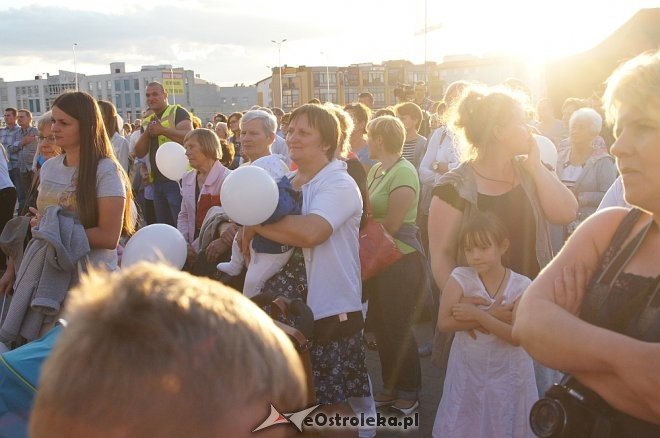 Koncert uwielbienia „Zjednoczeni dla Miłości” po raz trzeci w Ostrołęce [WIDEO, ZDJĘCIA] - zdjęcie #62 - eOstroleka.pl