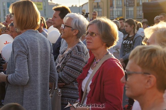 Koncert uwielbienia „Zjednoczeni dla Miłości” po raz trzeci w Ostrołęce [WIDEO, ZDJĘCIA] - zdjęcie #65 - eOstroleka.pl