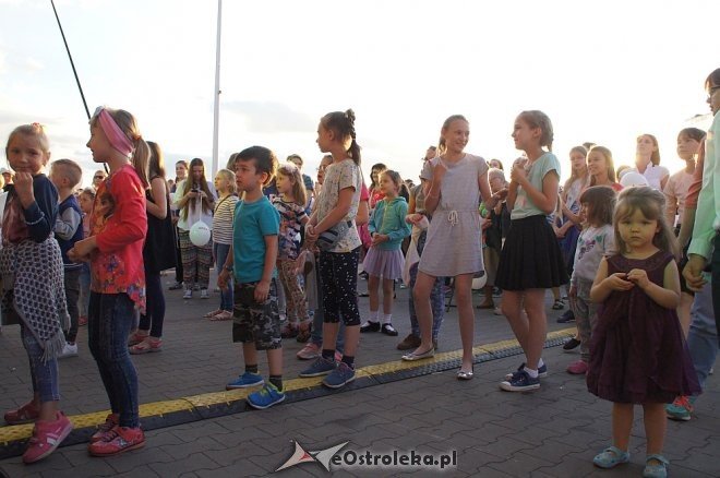 Koncert uwielbienia „Zjednoczeni dla Miłości” po raz trzeci w Ostrołęce [WIDEO, ZDJĘCIA] - zdjęcie #91 - eOstroleka.pl