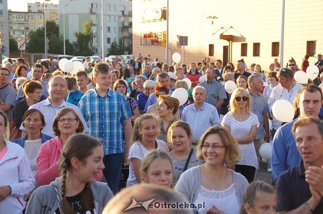 Koncert uwielbienia „Zjednoczeni dla Miłości” po raz trzeci w Ostrołęce [WIDEO, ZDJĘCIA] - zdjęcie #106 - eOstroleka.pl