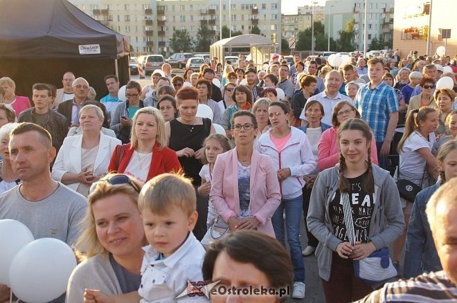 Koncert uwielbienia „Zjednoczeni dla Miłości” po raz trzeci w Ostrołęce [WIDEO, ZDJĘCIA] - zdjęcie #109 - eOstroleka.pl