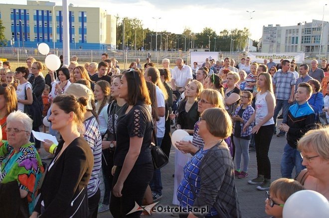 Koncert uwielbienia „Zjednoczeni dla Miłości” po raz trzeci w Ostrołęce [WIDEO, ZDJĘCIA] - zdjęcie #113 - eOstroleka.pl