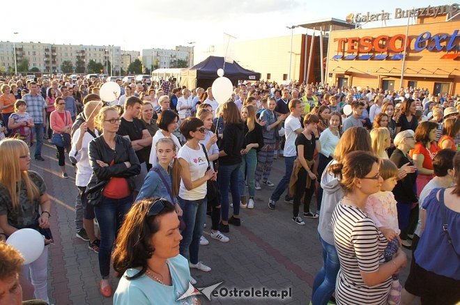Koncert uwielbienia „Zjednoczeni dla Miłości” po raz trzeci w Ostrołęce [WIDEO, ZDJĘCIA] - zdjęcie #115 - eOstroleka.pl