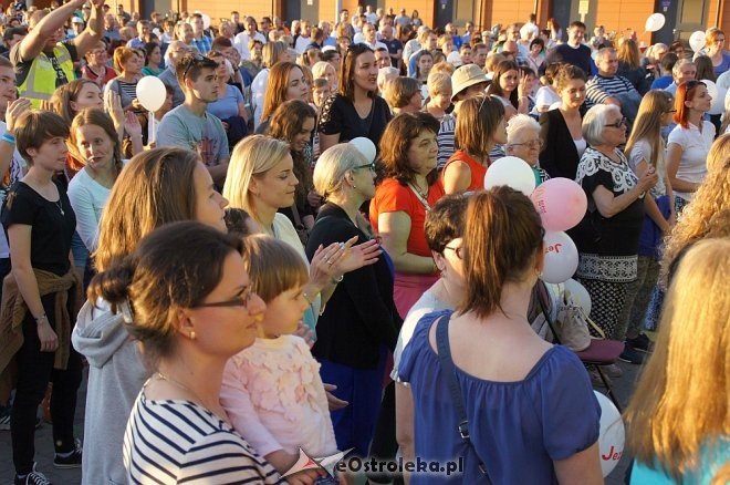 Koncert uwielbienia „Zjednoczeni dla Miłości” po raz trzeci w Ostrołęce [WIDEO, ZDJĘCIA] - zdjęcie #116 - eOstroleka.pl