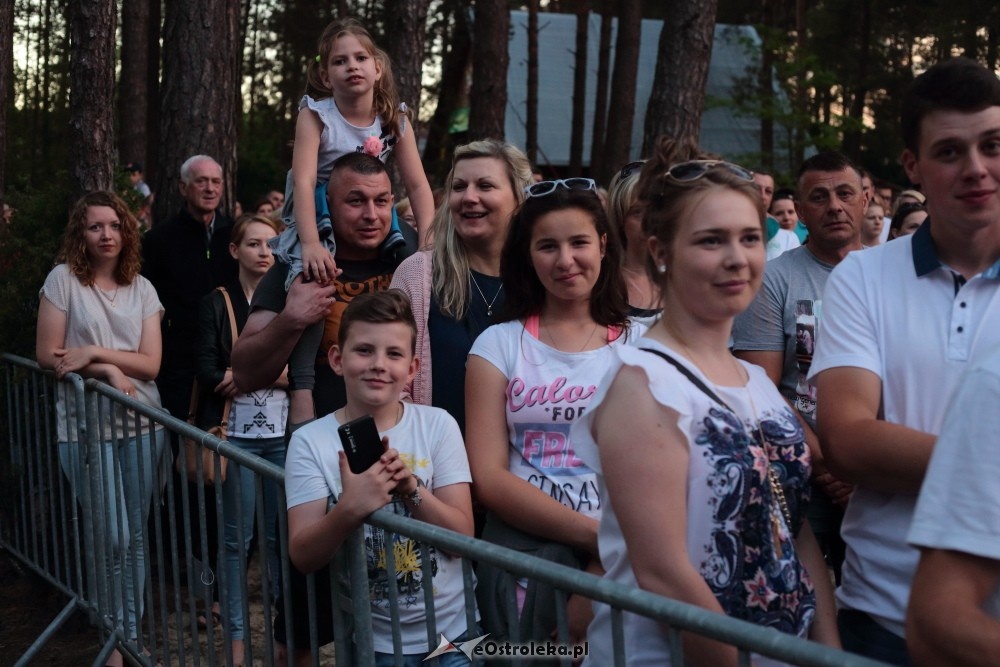Wesele Kurpiowskie 2017: Koncert zespołu Łzy [18.06.2017] - zdjęcie #18 - eOstroleka.pl