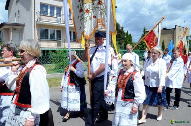 Procesja Bożego Ciała w Kadzidle [15.06.2017] - zdjęcie #89 - eOstroleka.pl