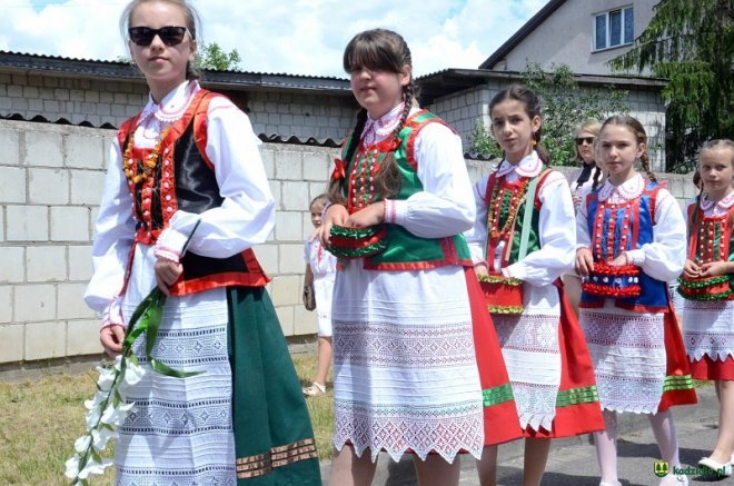 Procesja Bożego Ciała w Kadzidle [15.06.2017] - zdjęcie #86 - eOstroleka.pl