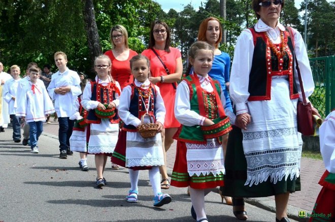 Procesja Bożego Ciała w Kadzidle [15.06.2017] - zdjęcie #73 - eOstroleka.pl