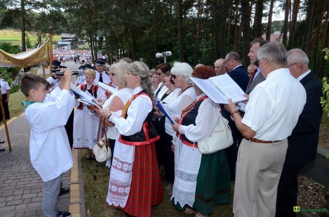 Procesja Bożego Ciała w Kadzidle [15.06.2017] - zdjęcie #69 - eOstroleka.pl