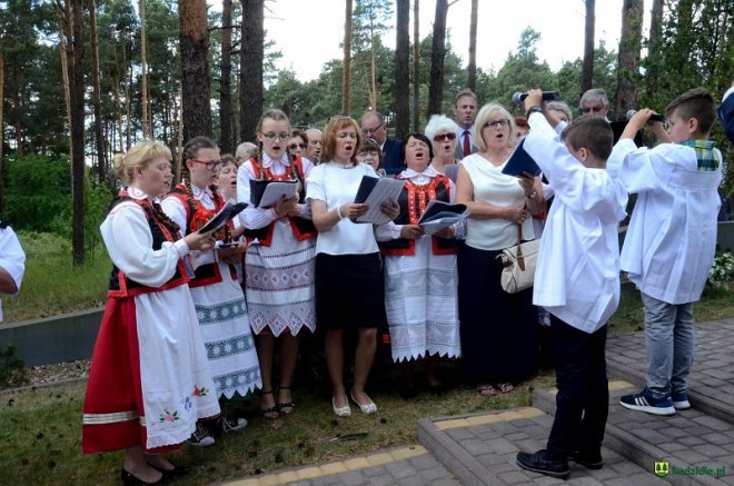 Procesja Bożego Ciała w Kadzidle [15.06.2017] - zdjęcie #68 - eOstroleka.pl