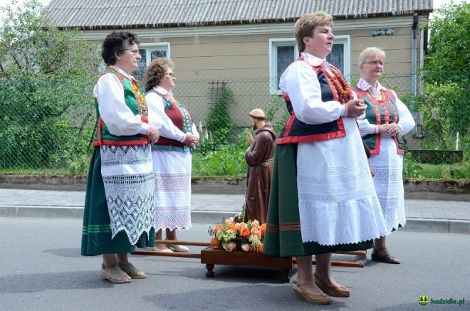 Procesja Bożego Ciała w Kadzidle [15.06.2017] - zdjęcie #56 - eOstroleka.pl