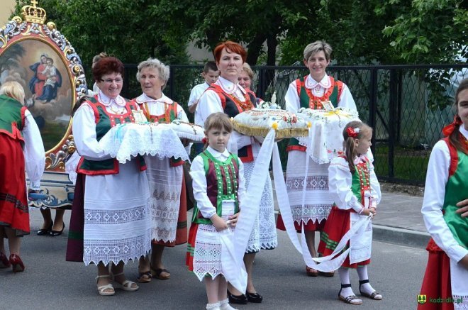 Procesja Bożego Ciała w Kadzidle [15.06.2017] - zdjęcie #53 - eOstroleka.pl