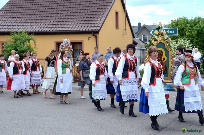Procesja Bożego Ciała w Kadzidle [15.06.2017] - zdjęcie #41 - eOstroleka.pl