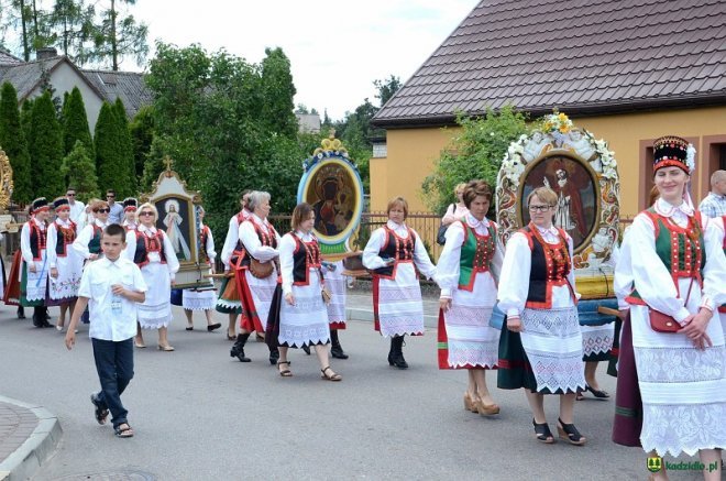 Procesja Bożego Ciała w Kadzidle [15.06.2017] - zdjęcie #38 - eOstroleka.pl