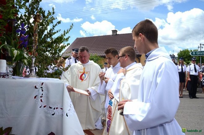 Procesja Bożego Ciała w Kadzidle [15.06.2017] - zdjęcie #34 - eOstroleka.pl