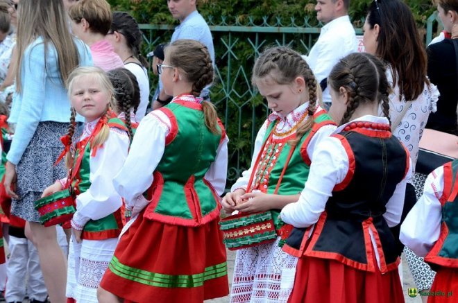 Procesja Bożego Ciała w Kadzidle [15.06.2017] - zdjęcie #27 - eOstroleka.pl