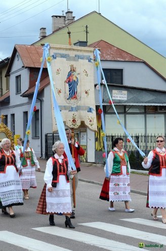 Procesja Bożego Ciała w Kadzidle [15.06.2017] - zdjęcie #15 - eOstroleka.pl