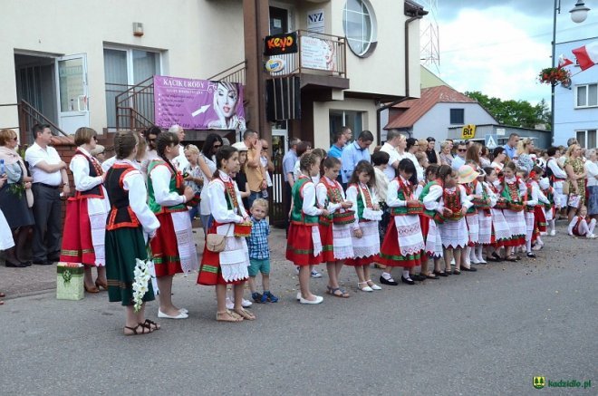 Procesja Bożego Ciała w Kadzidle [15.06.2017] - zdjęcie #11 - eOstroleka.pl