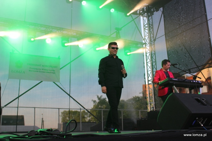 Tłumy imprezowiczów na Dniach Łomży. Zagrał zespół Akcent [ZDJĘCIA] - zdjęcie #32 - eOstroleka.pl