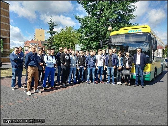 Uczniowie ZSZ 1 na zajęciach w MZK (7.06.2017) - zdjęcie #1 - eOstroleka.pl