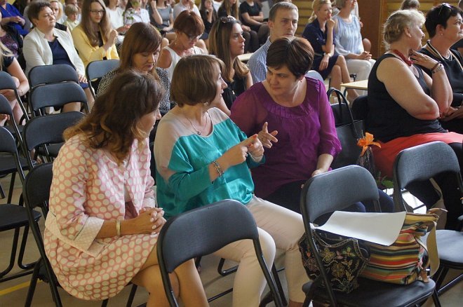 Zakończenie roku klas III w Gimnazjum nr 3 [22.06.2017] - zdjęcie #50 - eOstroleka.pl