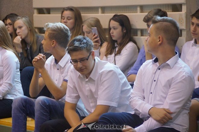 Zakończenie roku szkolnego klas III w Gimnazjum nr 5 [22.06.2017] - zdjęcie #79 - eOstroleka.pl