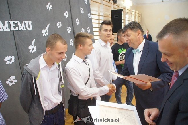 Zakończenie roku szkolnego 2016/2017 w ZSZ nr 1 [23.06.2017] - zdjęcie #13 - eOstroleka.pl