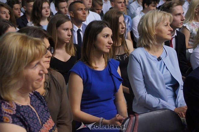 Zakończenie roku szkolnego 2016/2017 w II LO [23.06.2017] - zdjęcie #18 - eOstroleka.pl