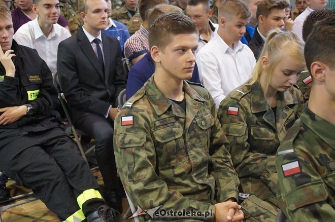 Zakończenie roku szkolnego 2016/2017 w ZSZ nr 2 ]23.06.2017] - zdjęcie #60 - eOstroleka.pl