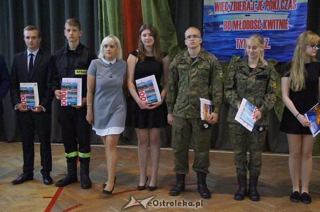 Zakończenie roku szkolnego 2016/2017 w ZSZ nr 2 ]23.06.2017] - zdjęcie #6 - eOstroleka.pl