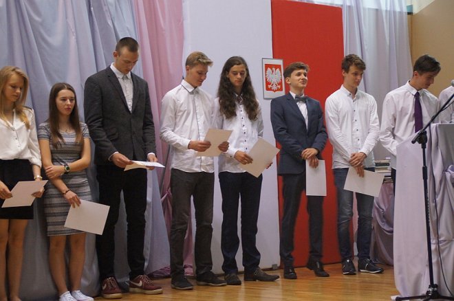 Zakończenie rok szkolnego 2016/2017 w I LO [23.06.2017] - zdjęcie #95 - eOstroleka.pl