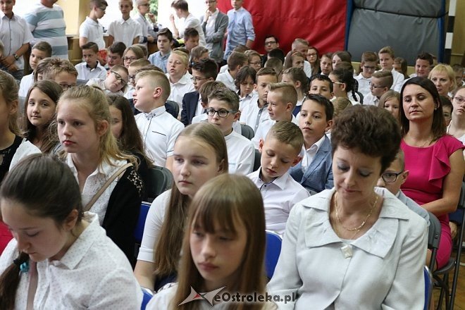 Zakończenie roku szkolnego w Szkole Podstawowej nr 1 [23.06.2017] - zdjęcie #13 - eOstroleka.pl